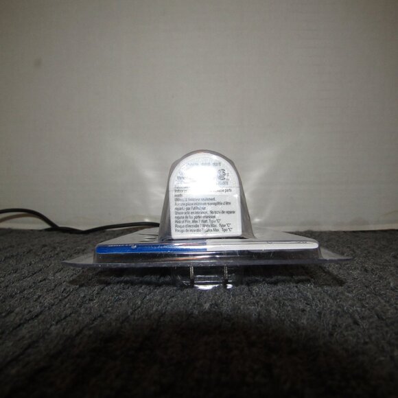 Globe Automatic Night Light - Picture 4 of 4